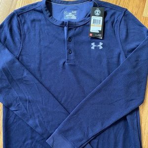 *NWT* Men’s Under Armour Cold Gear Shirt- Small